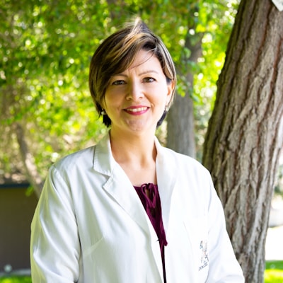 Dr. Amina Benali
